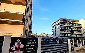 'Just Like Home' Apartment - With Private Parking Place
