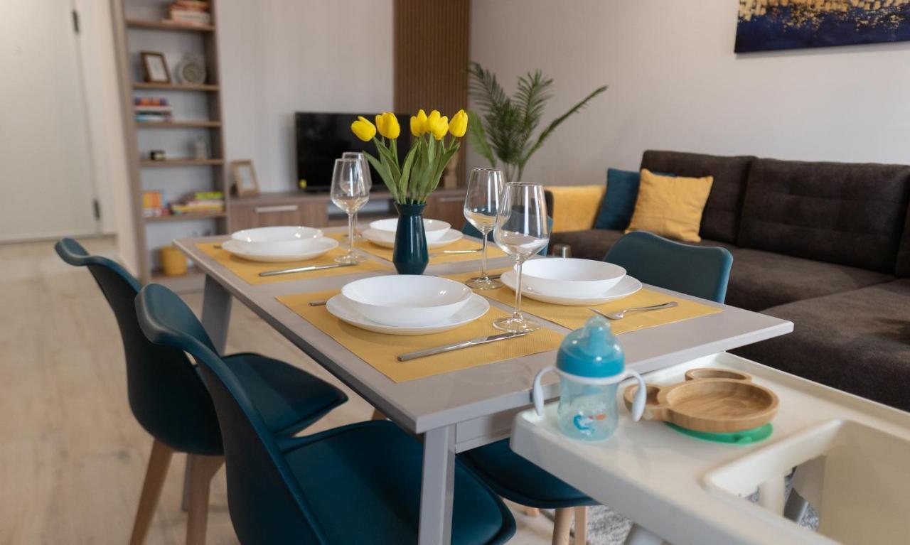 'Just Like Home' Apartment - With Private Parking Place Galati  Exterior photo